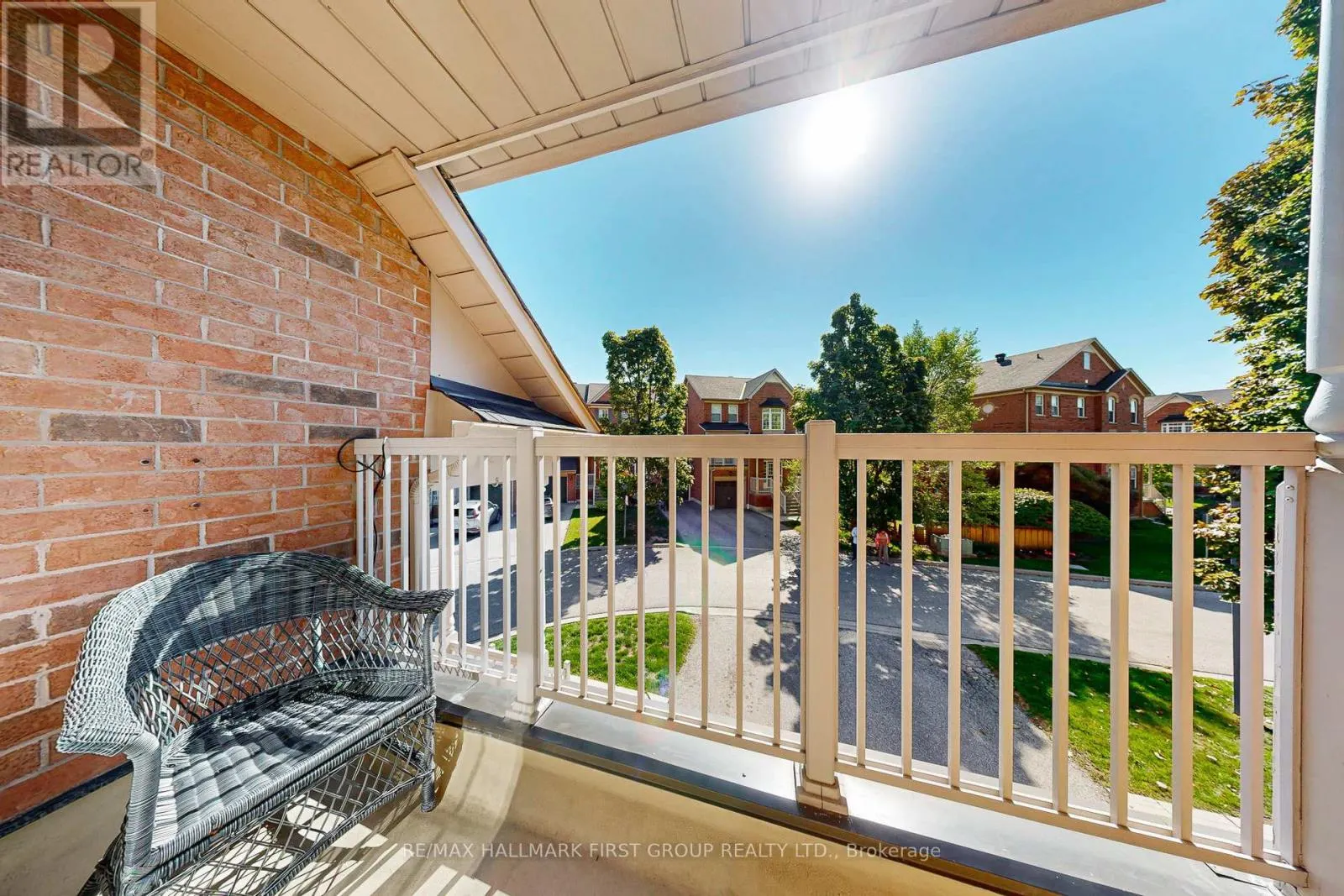 10 - 575 STEEPLE HILL