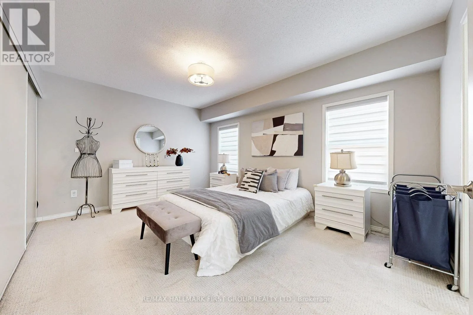 10 - 575 STEEPLE HILL