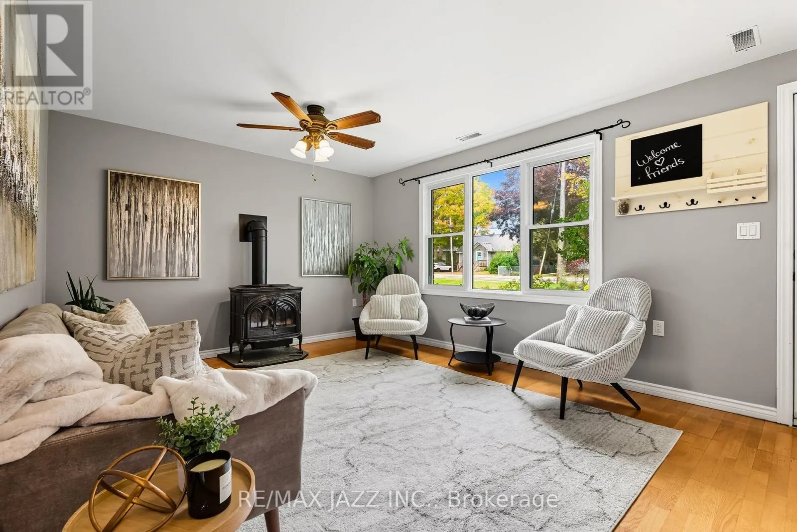 73 COLUMBUS ROAD E