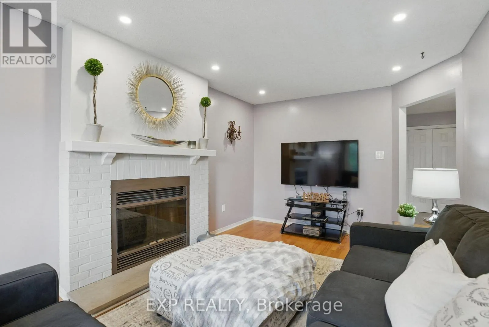 1041 RIDGE VALLEY DRIVE