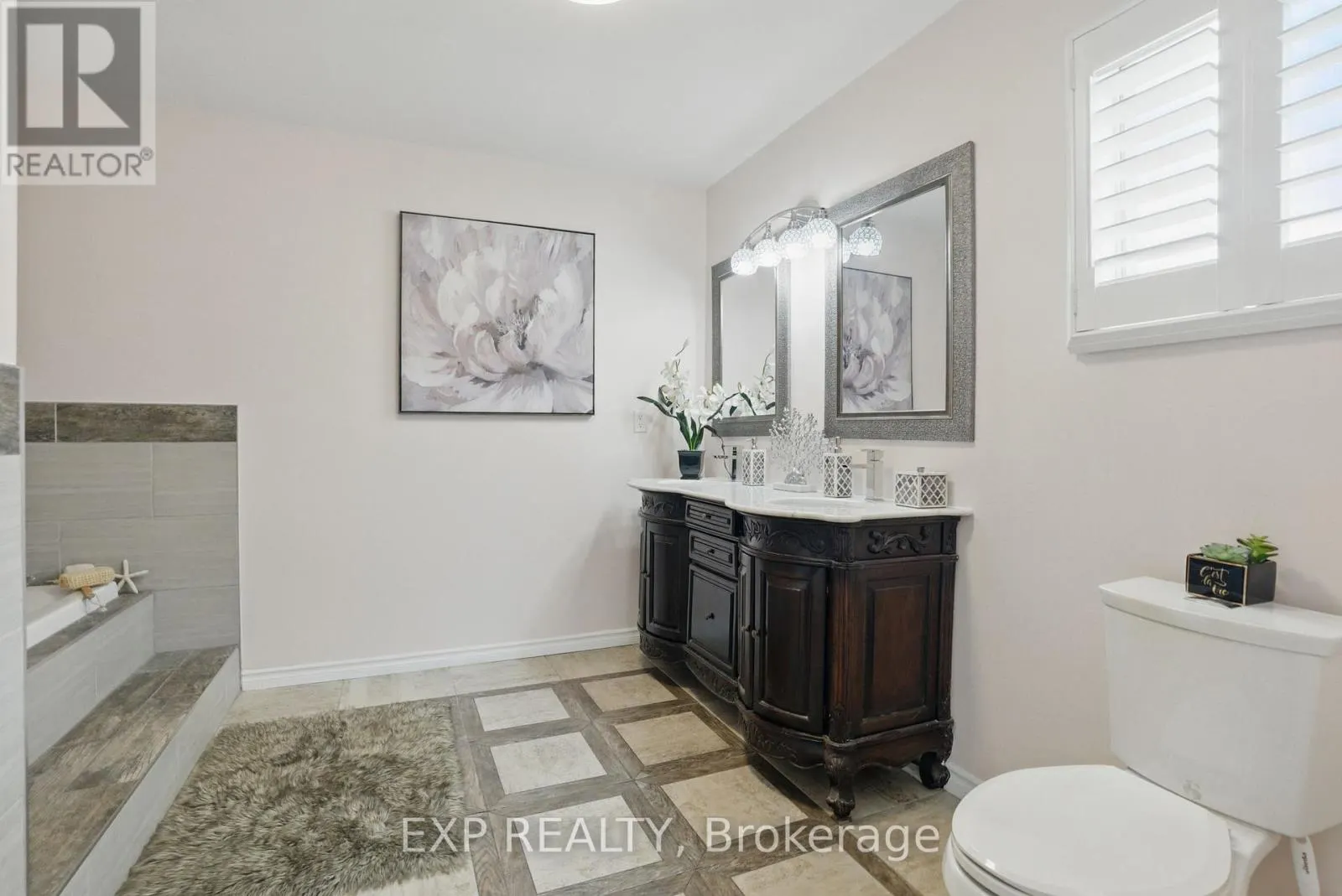 1041 RIDGE VALLEY DRIVE