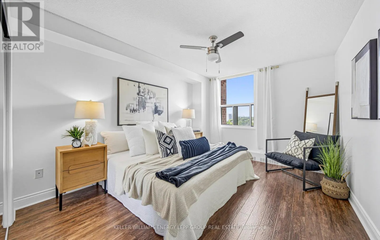 1508 - 90 LING ROAD, #1508