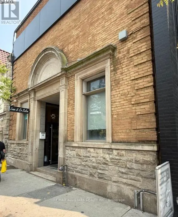 UNIT B - 711 QUEEN STREET E