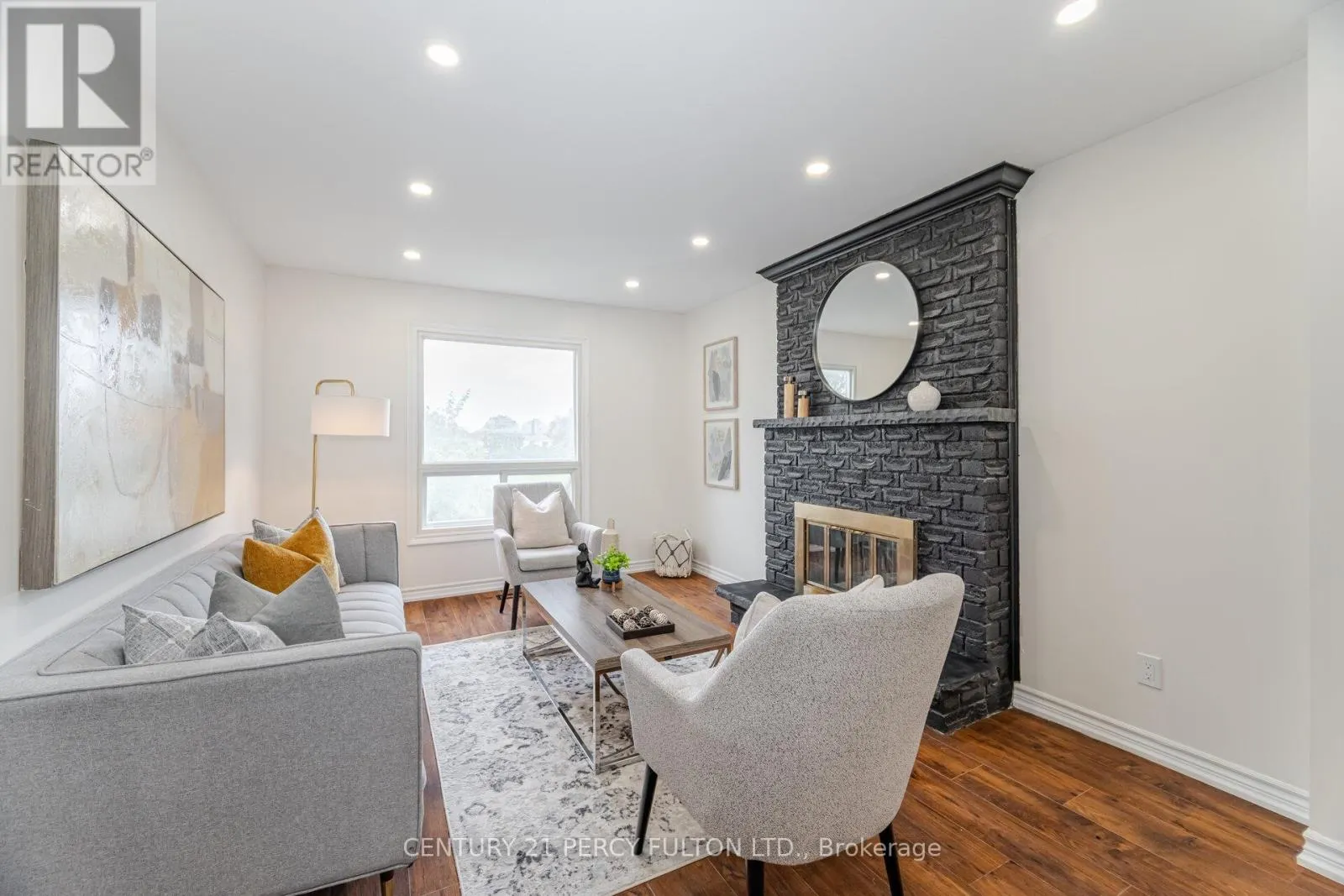22 LOWDER PLACE