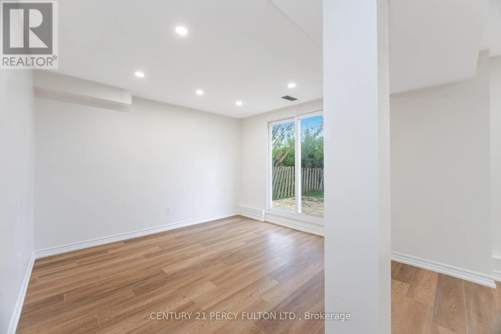 22 LOWDER PLACE