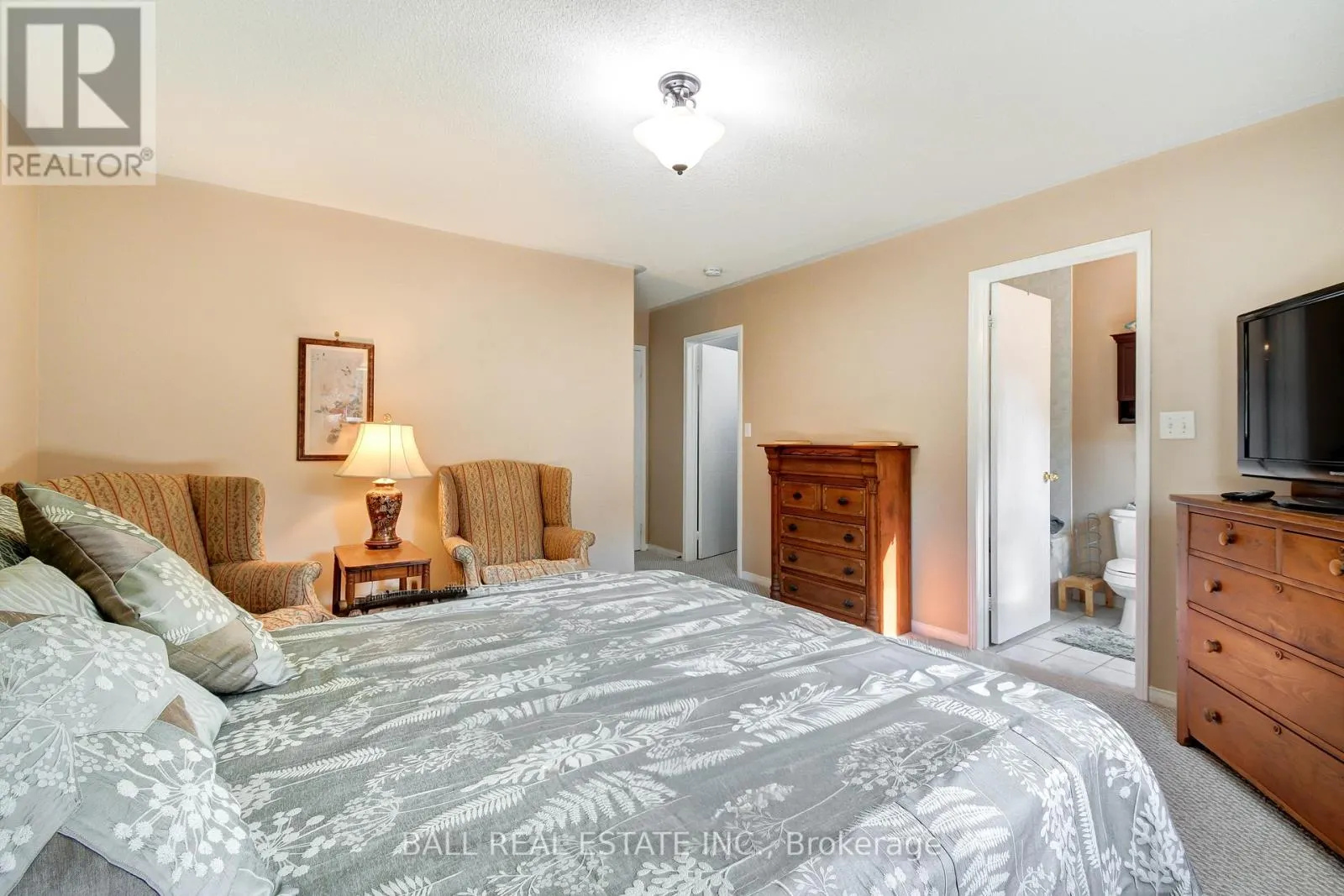 1720 WOODGATE TRAIL