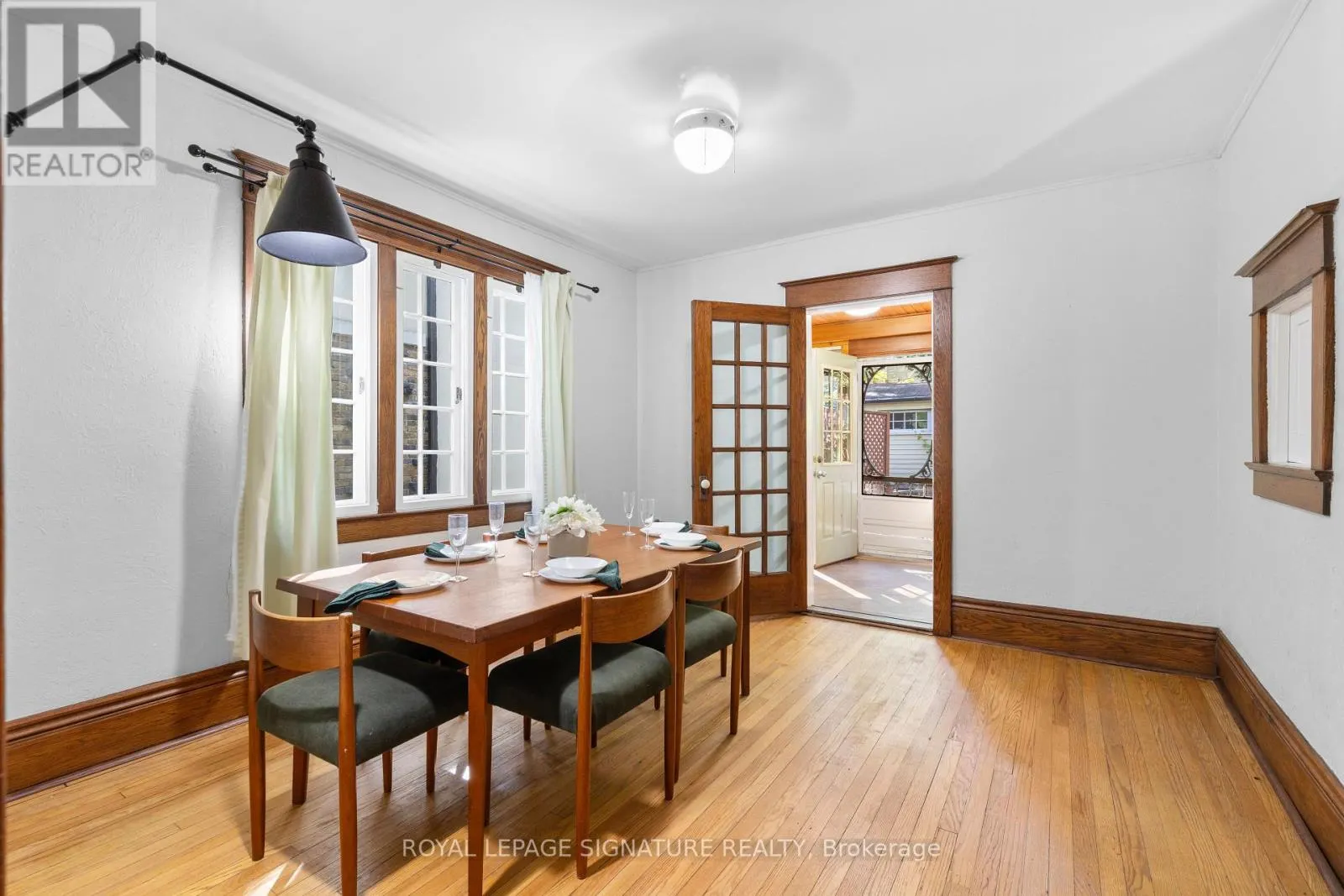 90 NEVILLE PARK BOULEVARD