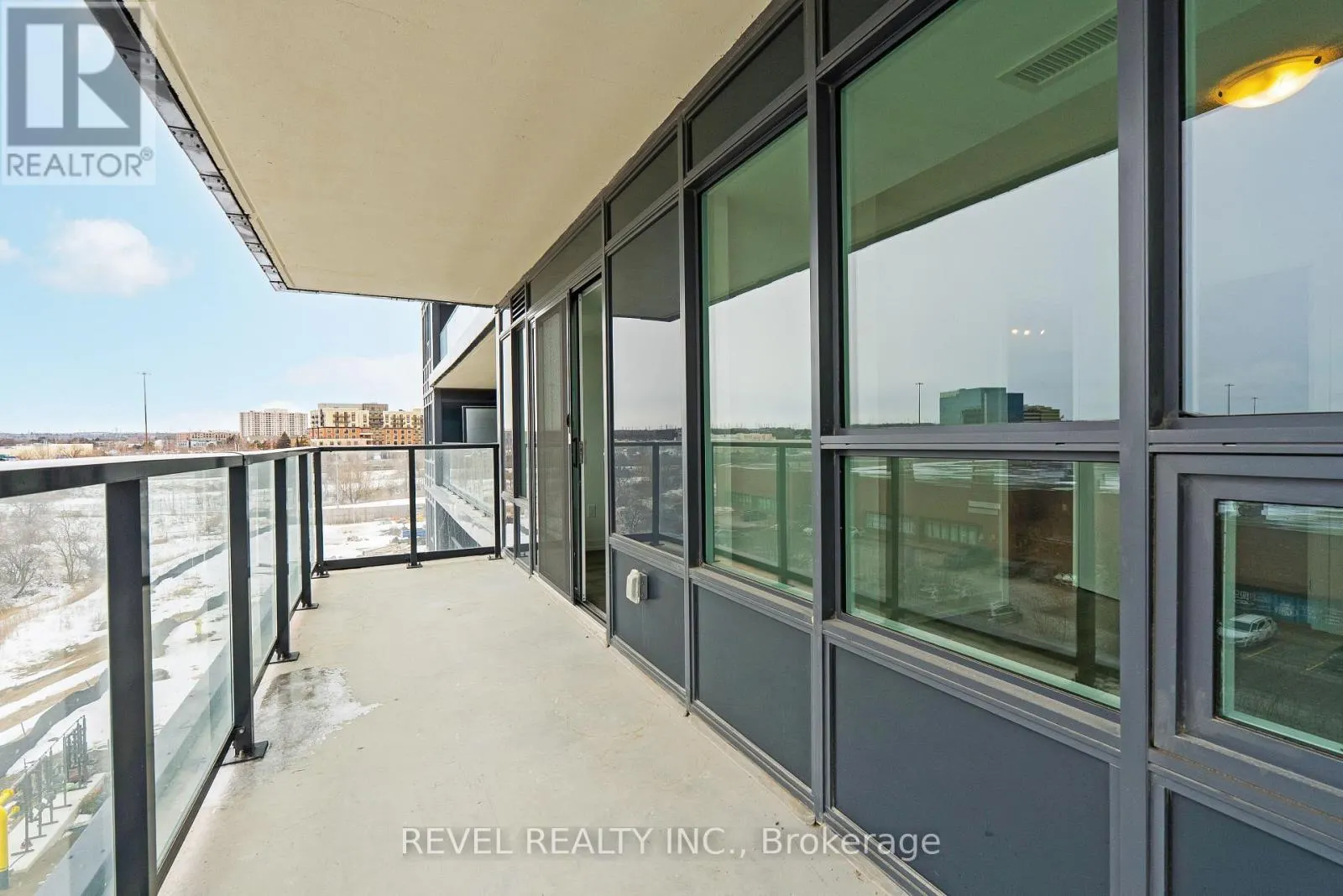 2212 - 1435 CELEBRATION DRIVE