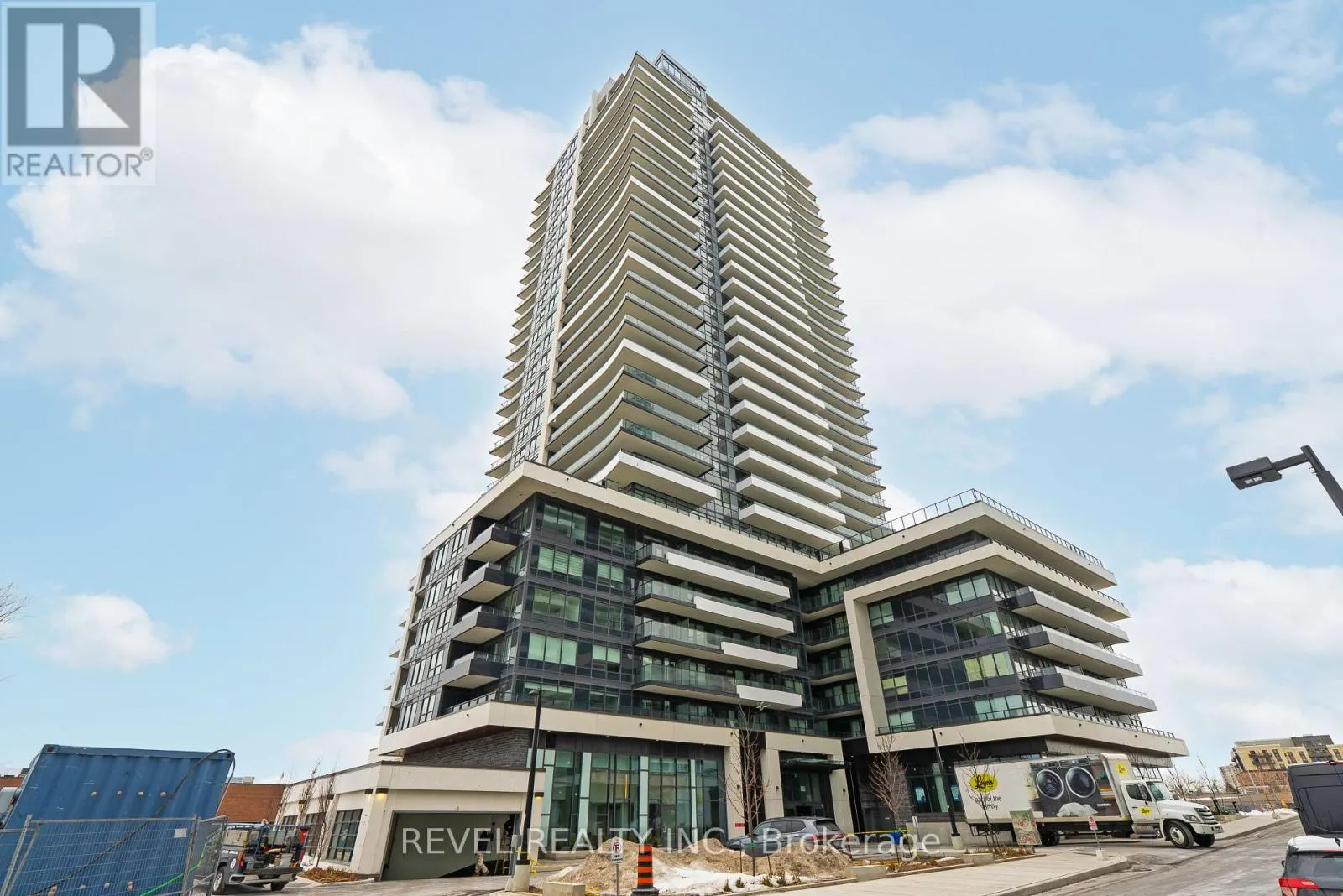 2212 - 1435 CELEBRATION DRIVE
