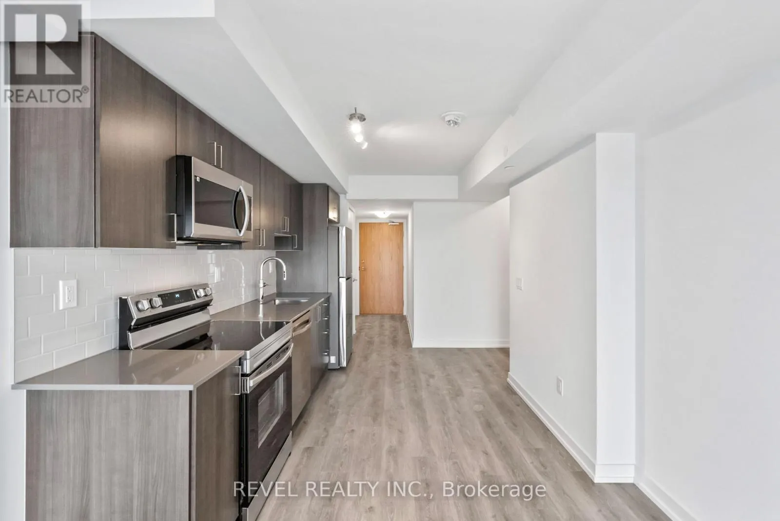 2212 - 1435 CELEBRATION DRIVE