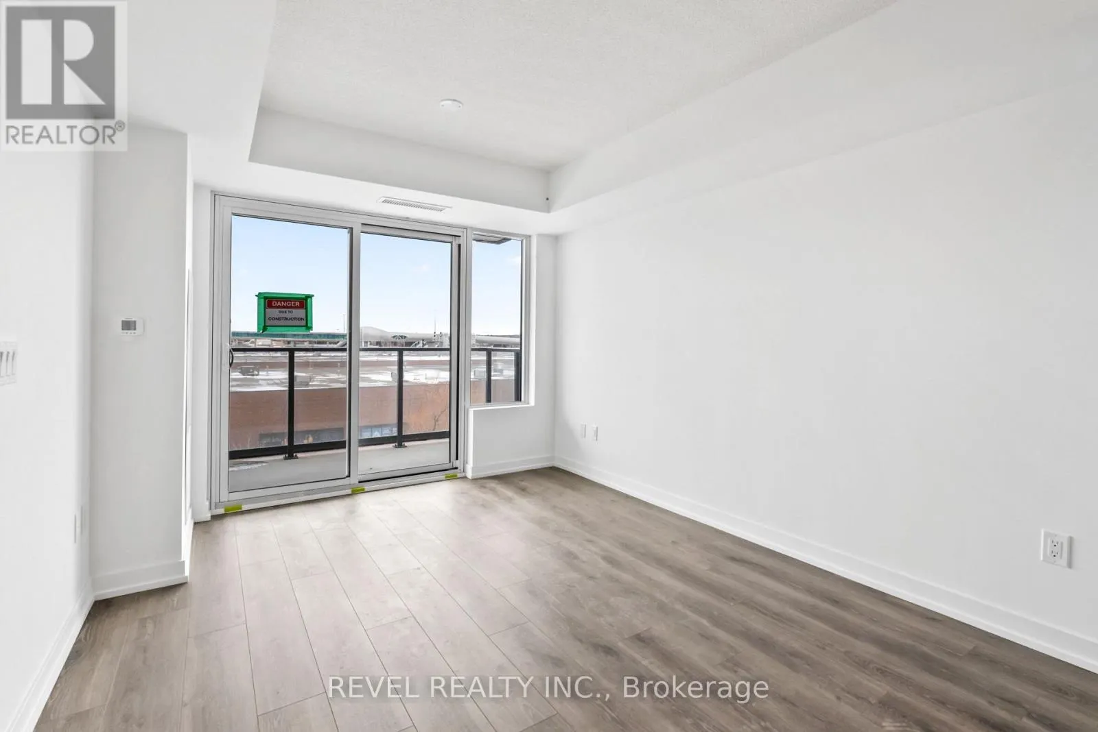 2212 - 1435 CELEBRATION DRIVE