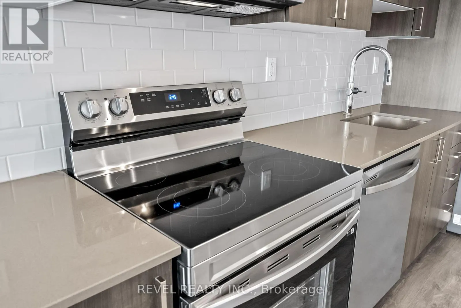 2212 - 1435 CELEBRATION DRIVE