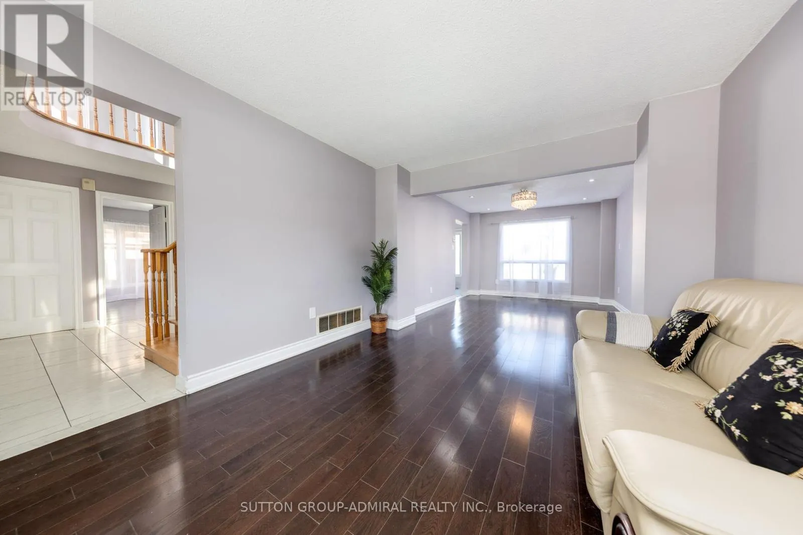 46 CANMORE BOULEVARD
