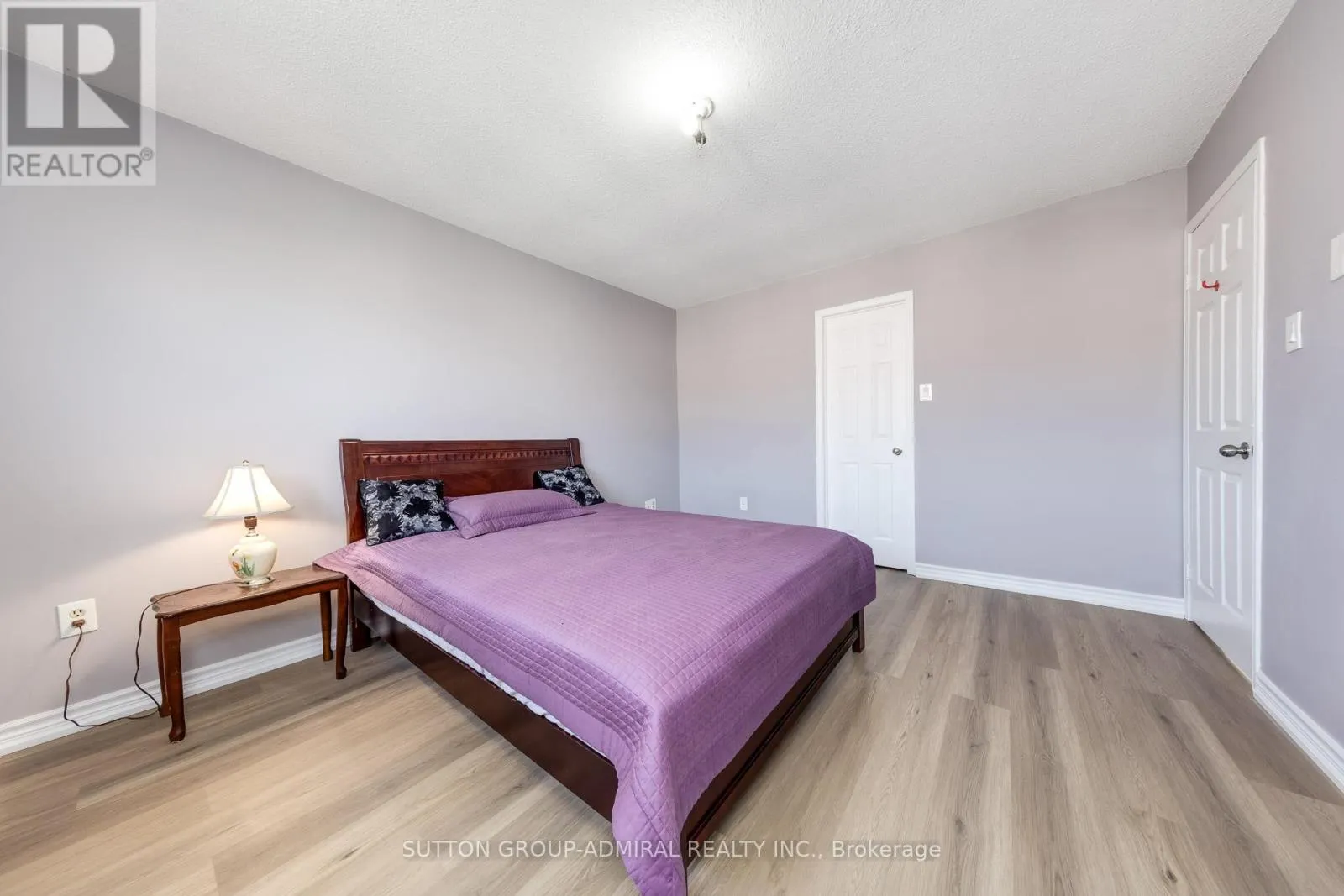46 CANMORE BOULEVARD