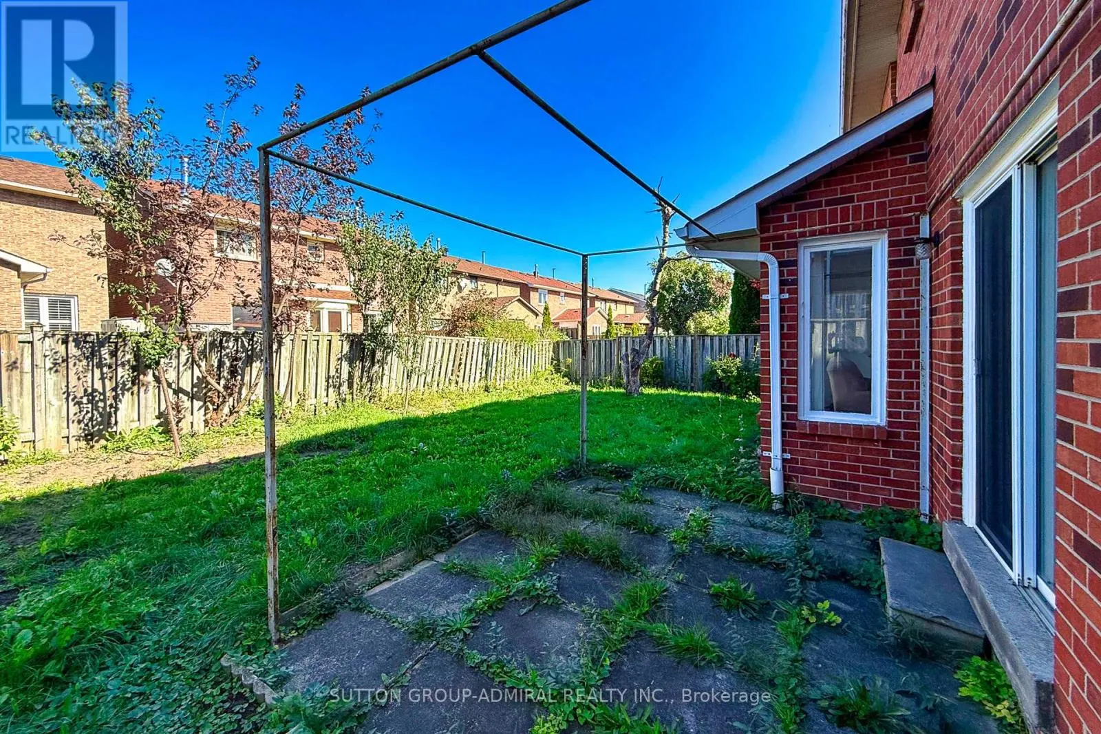 46 CANMORE BOULEVARD