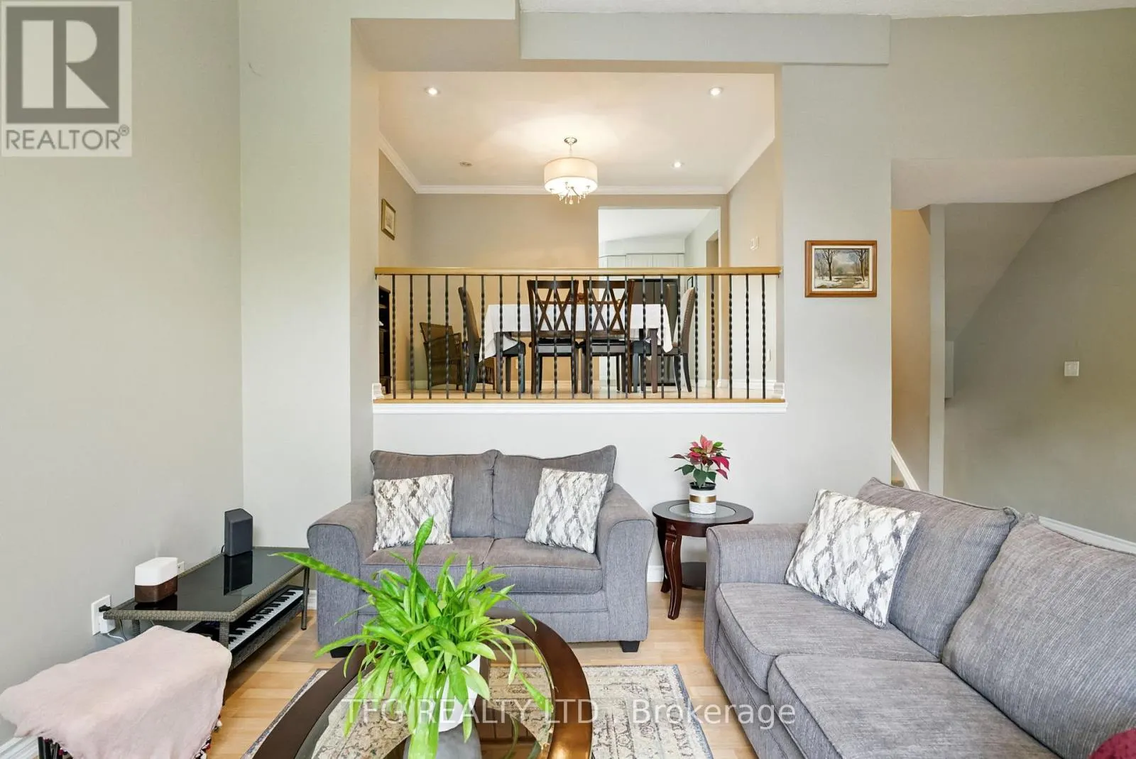 45 - 222 PEARSON STREET, #45