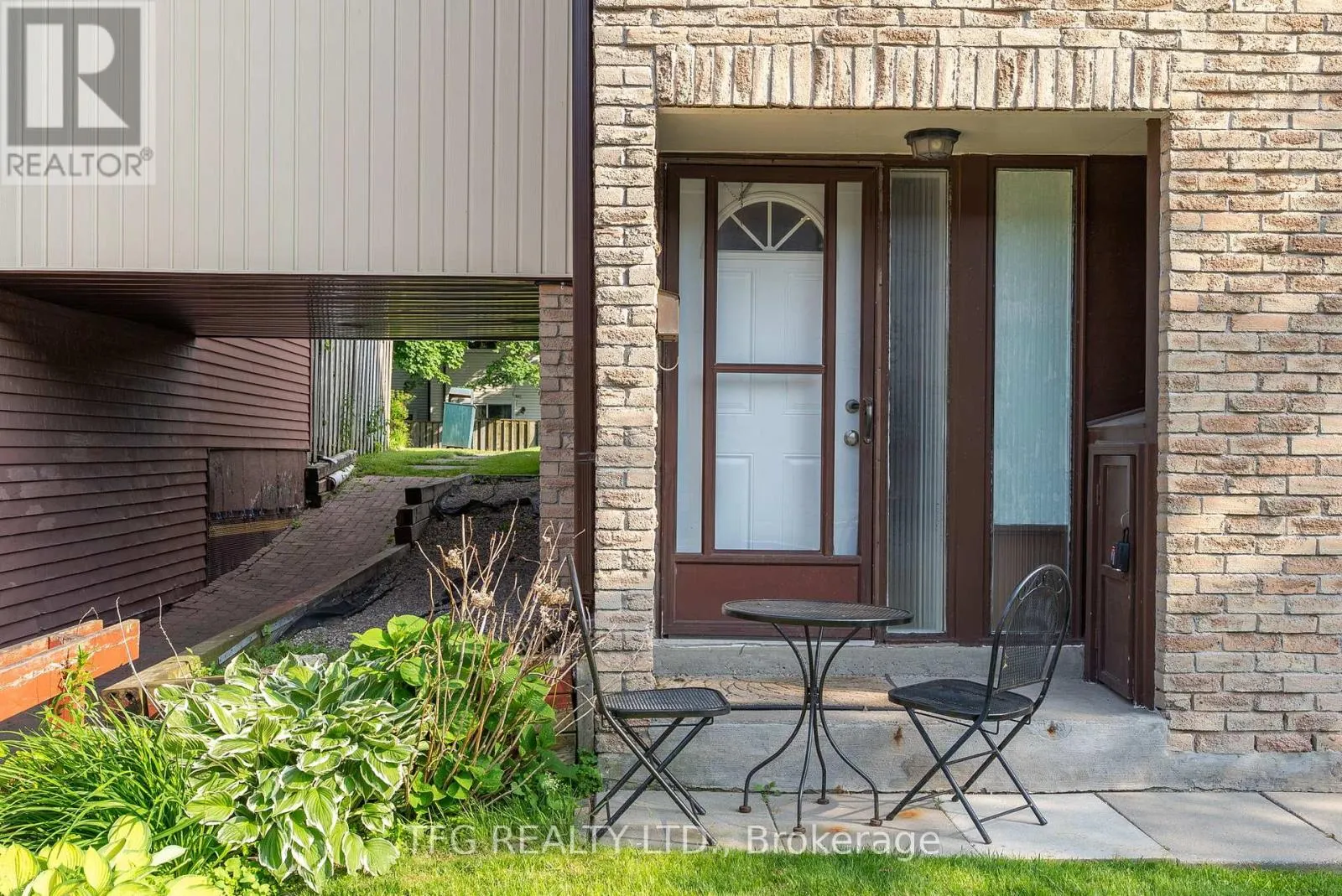 45 - 222 PEARSON STREET, #45
