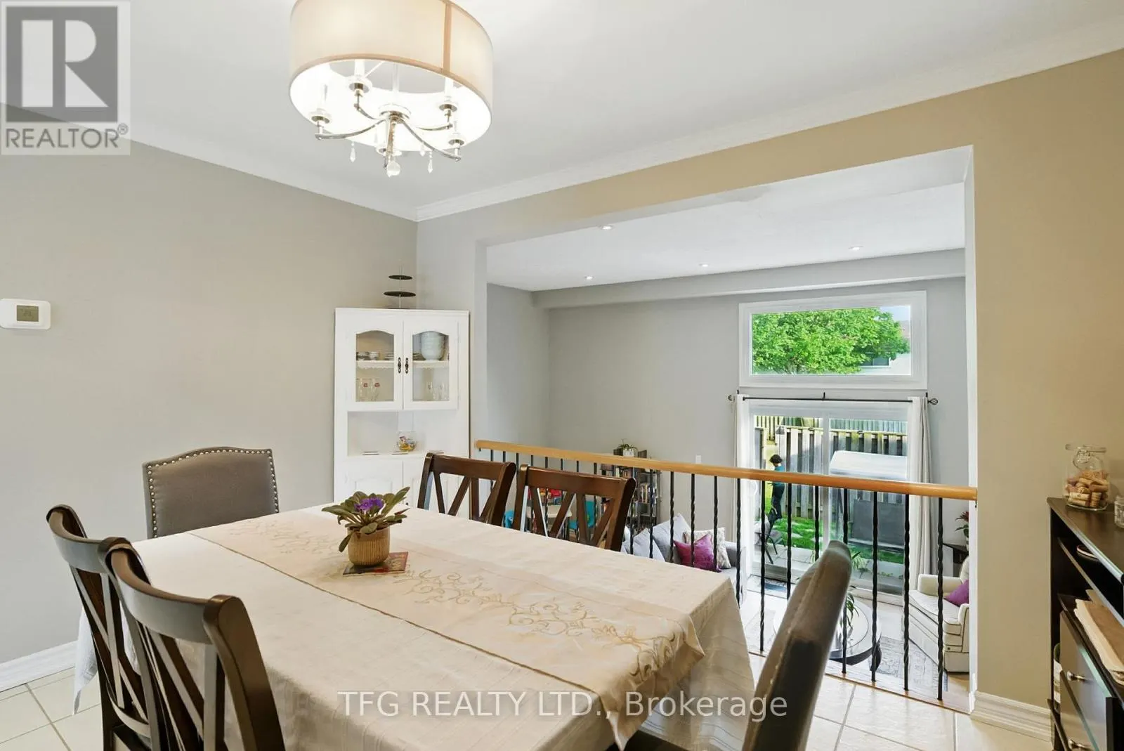45 - 222 PEARSON STREET, #45