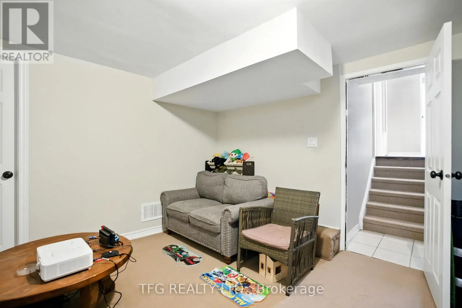 45 - 222 PEARSON STREET, #45