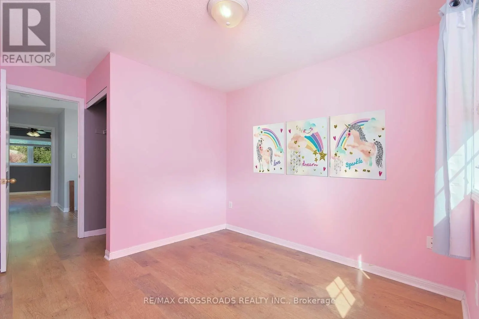 988 SOUTHPORT DRIVE