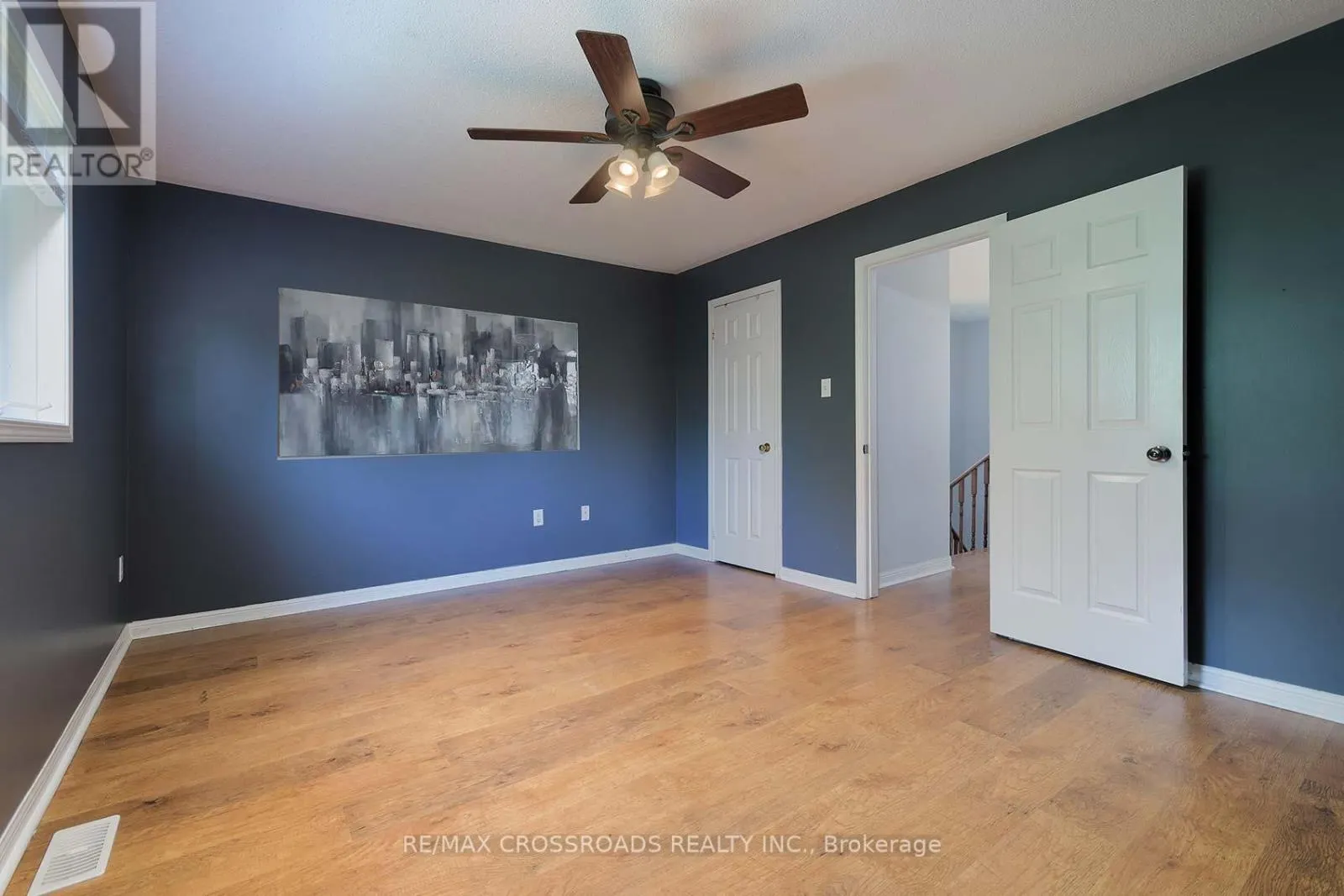 988 SOUTHPORT DRIVE
