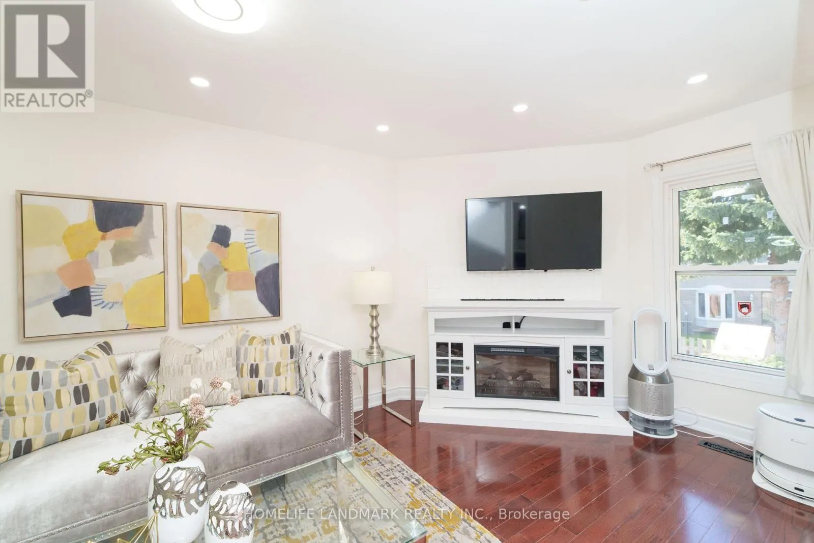 20 CROACH CRESCENT