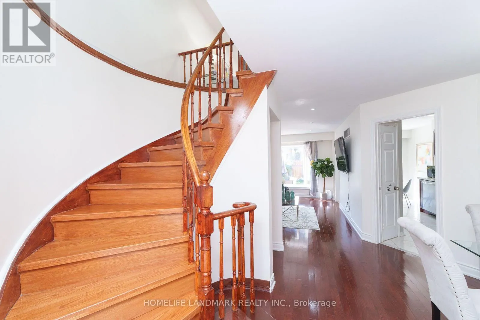 20 CROACH CRESCENT