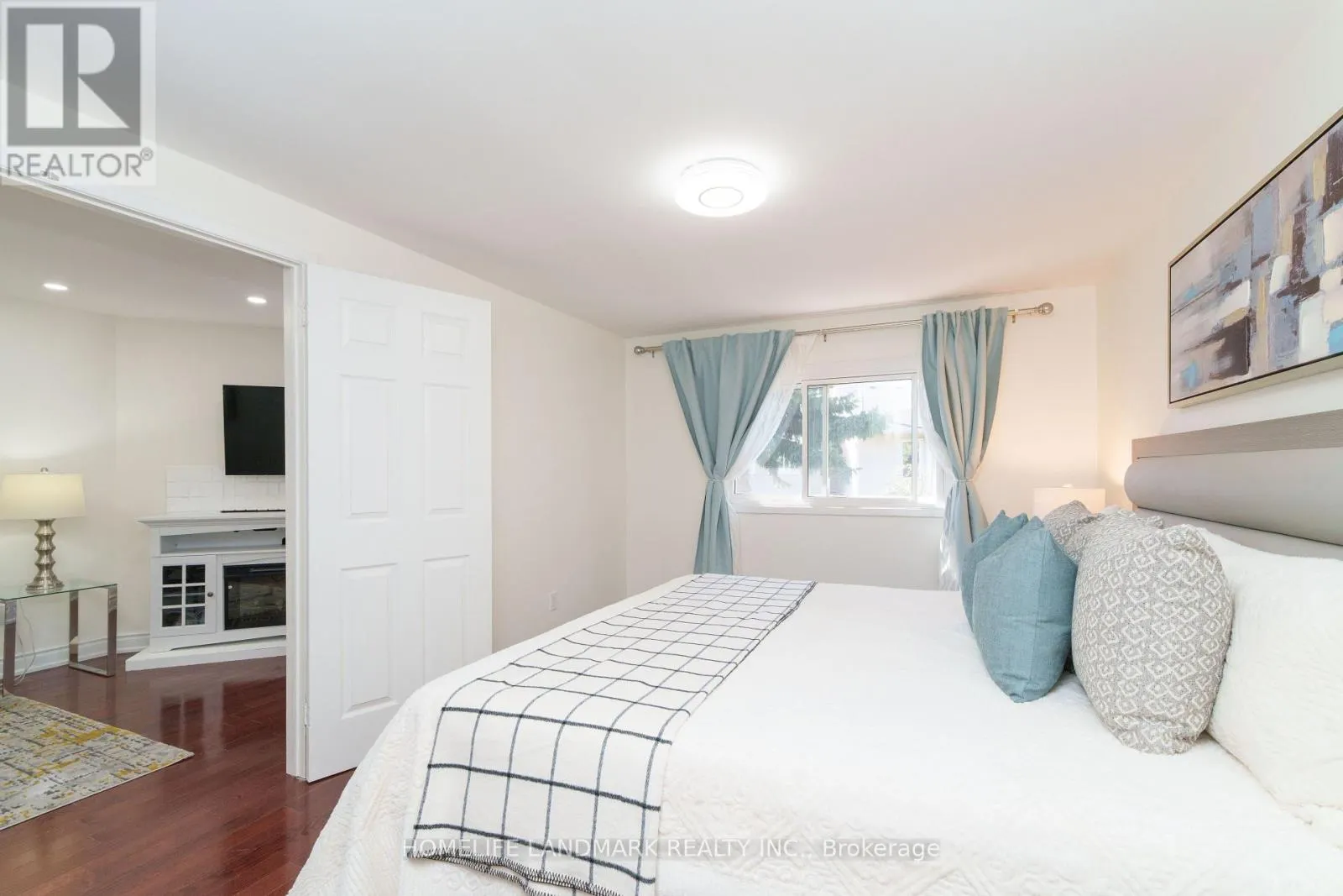 20 CROACH CRESCENT