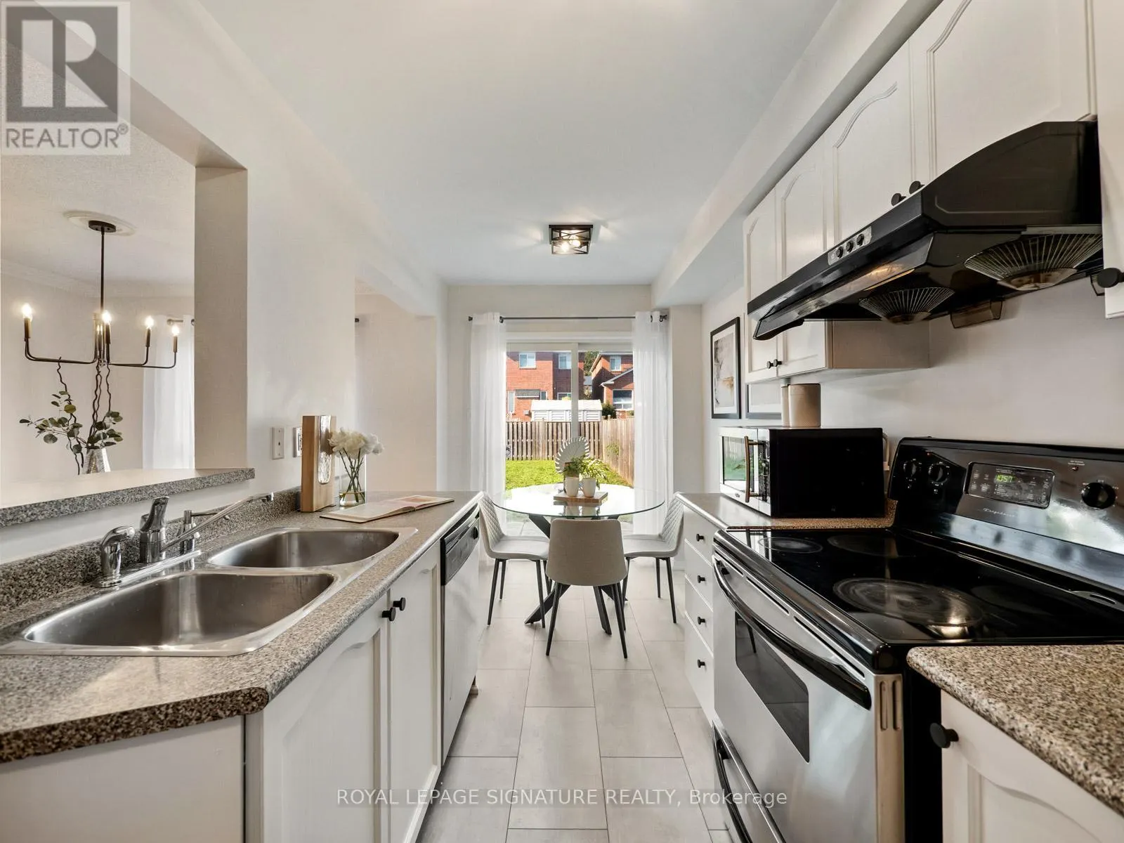 143 BONSPIEL DRIVE