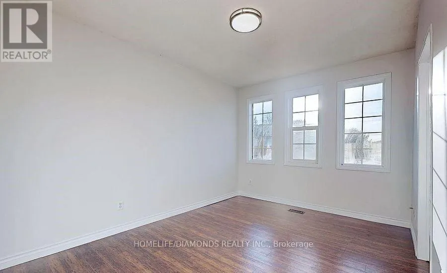 106 STOKELY CRESCENT