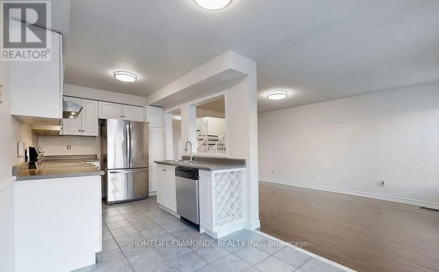 106 STOKELY CRESCENT