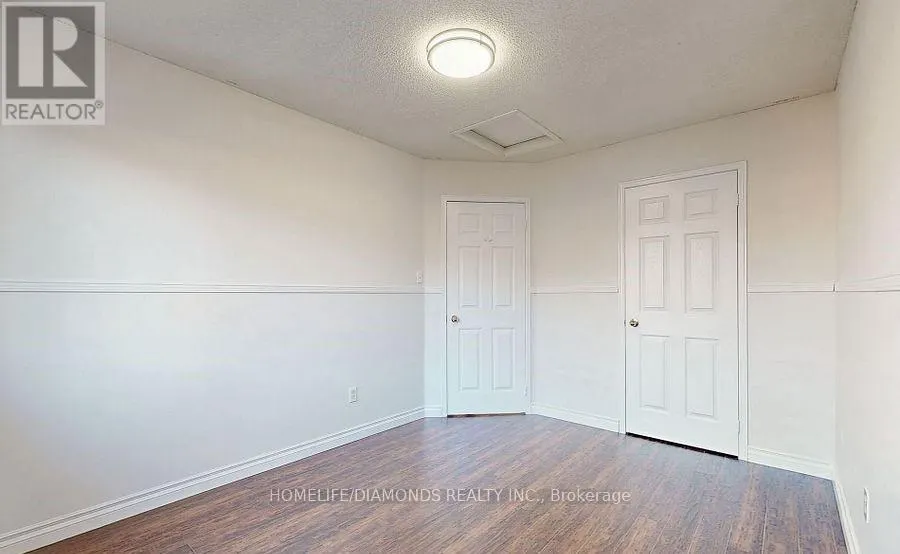 106 STOKELY CRESCENT