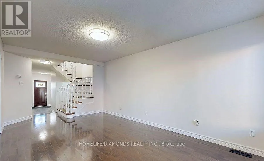 106 STOKELY CRESCENT
