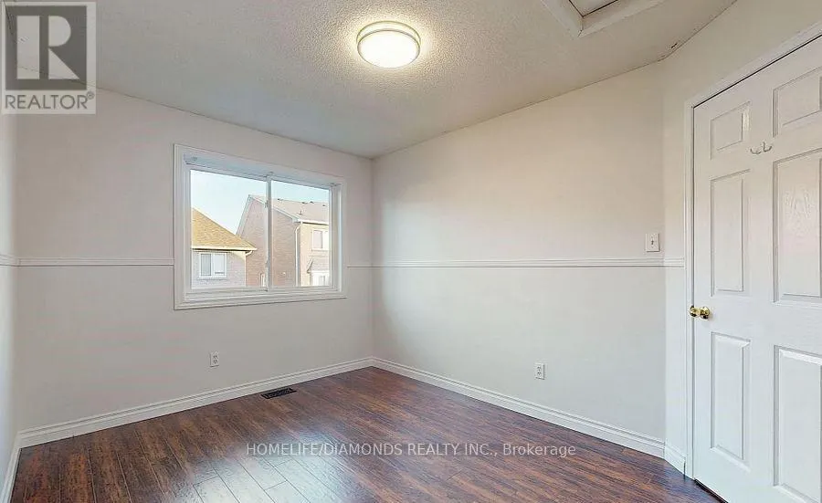 106 STOKELY CRESCENT