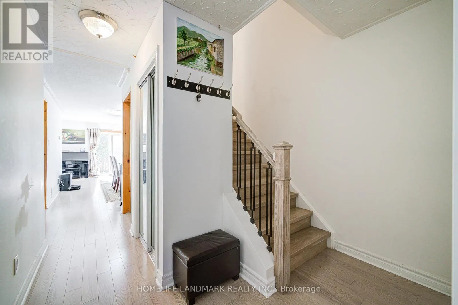 33 PHALEN CRESCENT