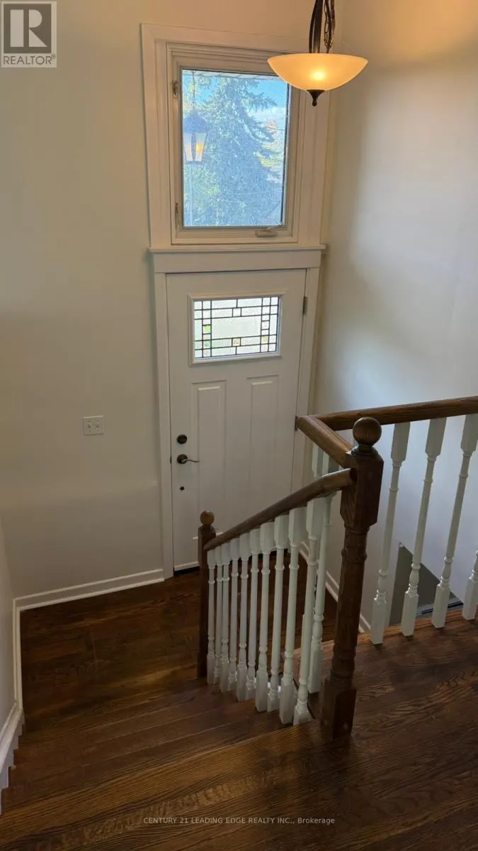 133 ELIZABETH CRESCENT