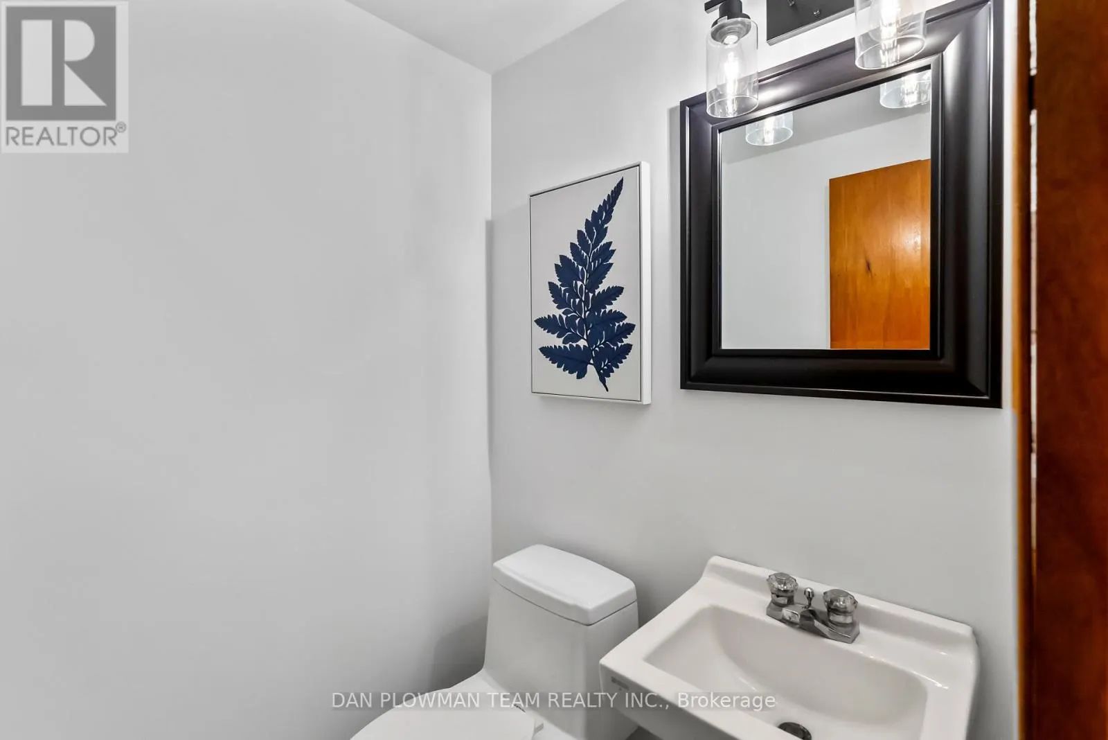 14724 SIMCOE STREET