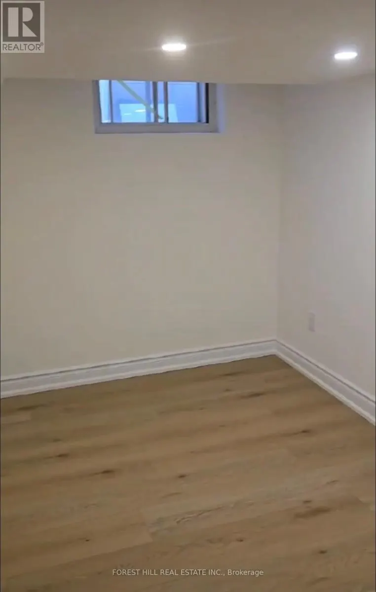 BSMT UNIT A - 52 INNISWOOD DRIVE