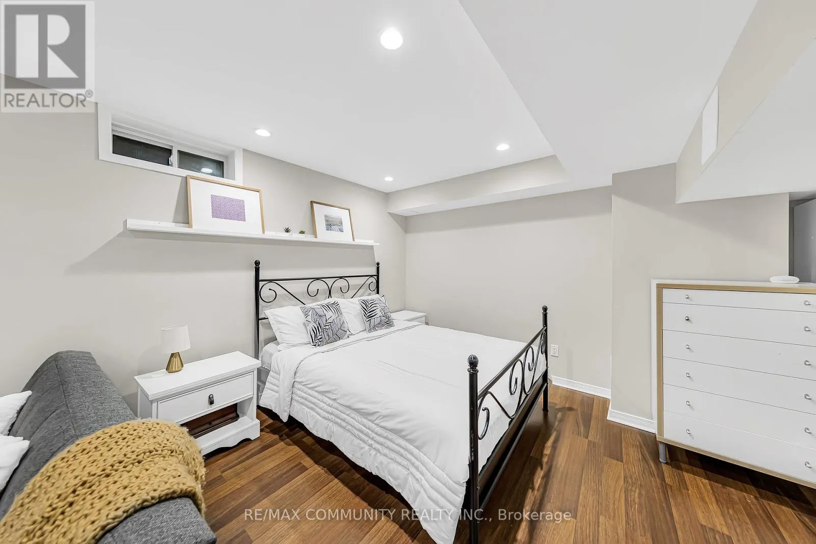 1 PLAYFAIR ROAD