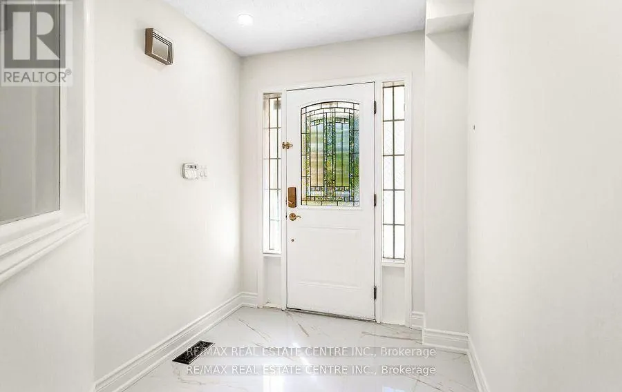 42 HOWES STREET