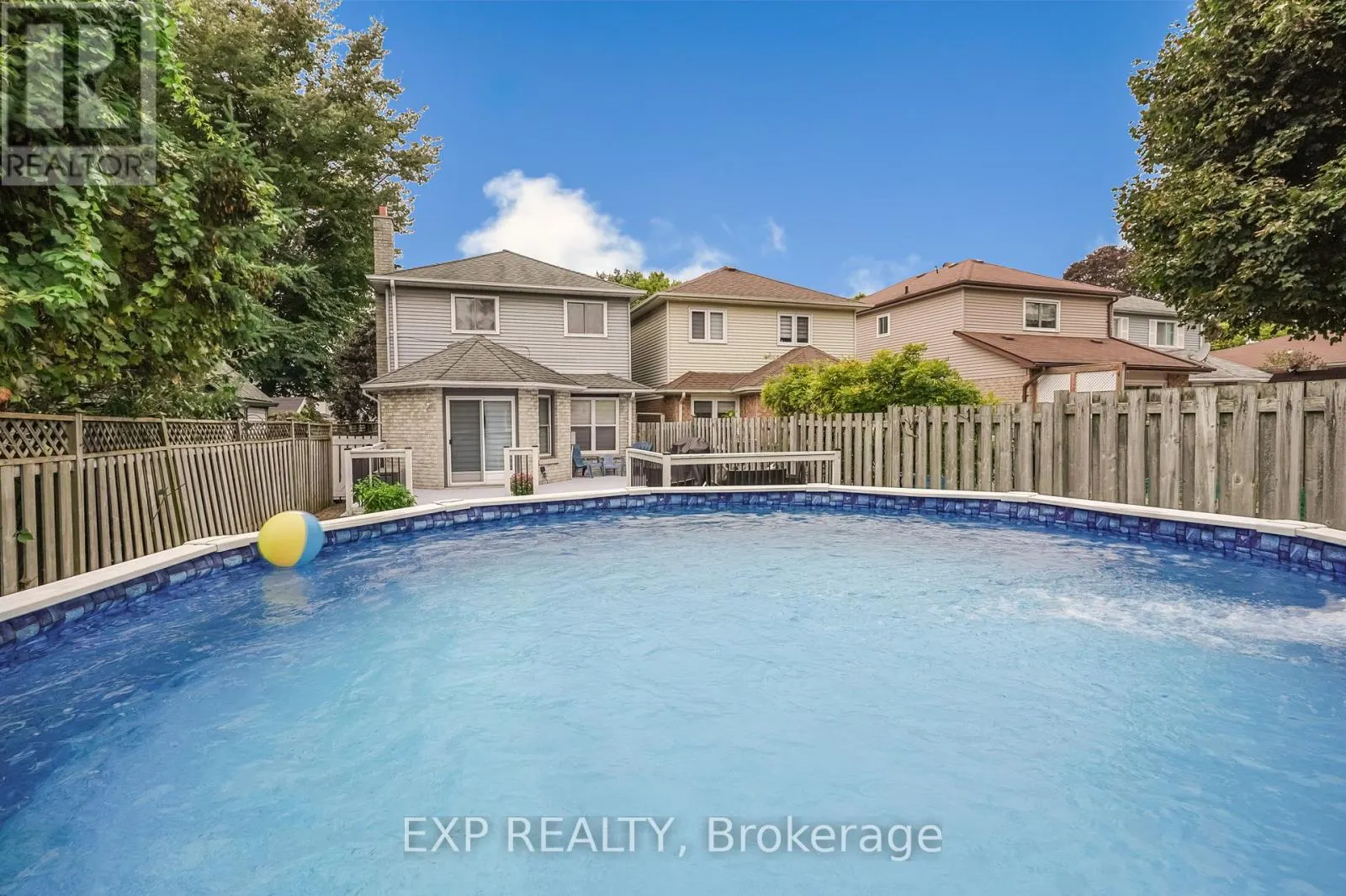 139 ADELE CRESCENT