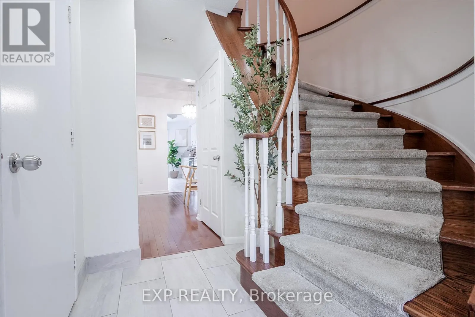 139 ADELE CRESCENT