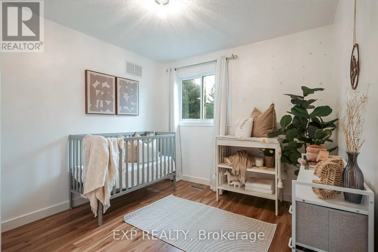 139 ADELE CRESCENT