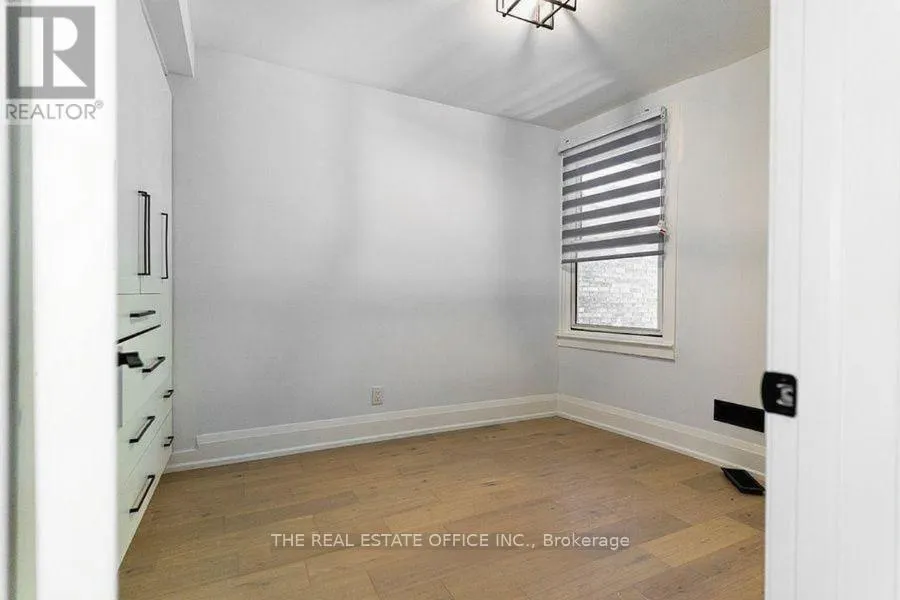 MAIN - 388 WOODBINE AVENUE