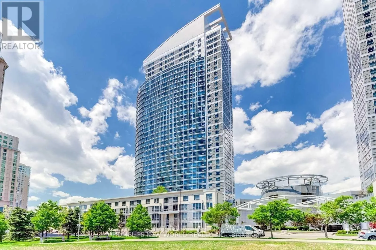 3210 - 36 LEE CENTRE DRIVE