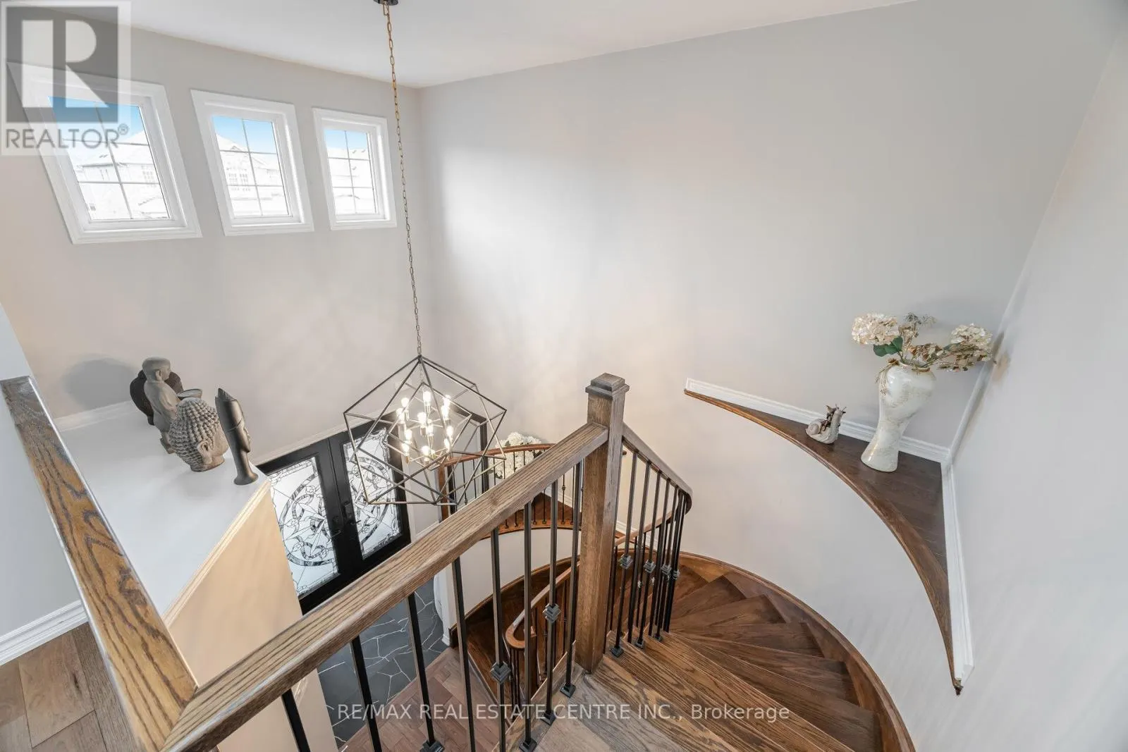 844 WRENWOOD DRIVE