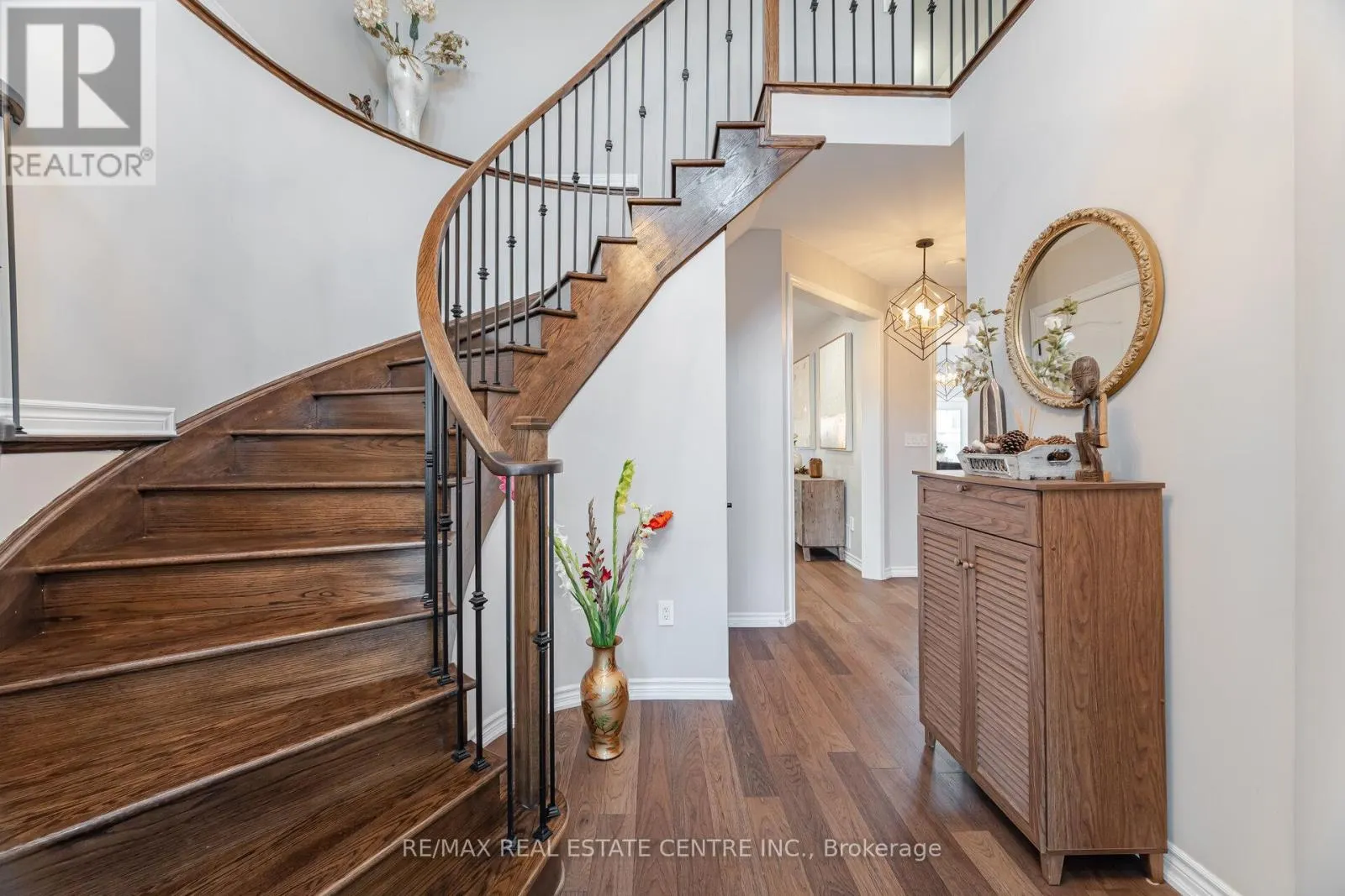 844 WRENWOOD DRIVE