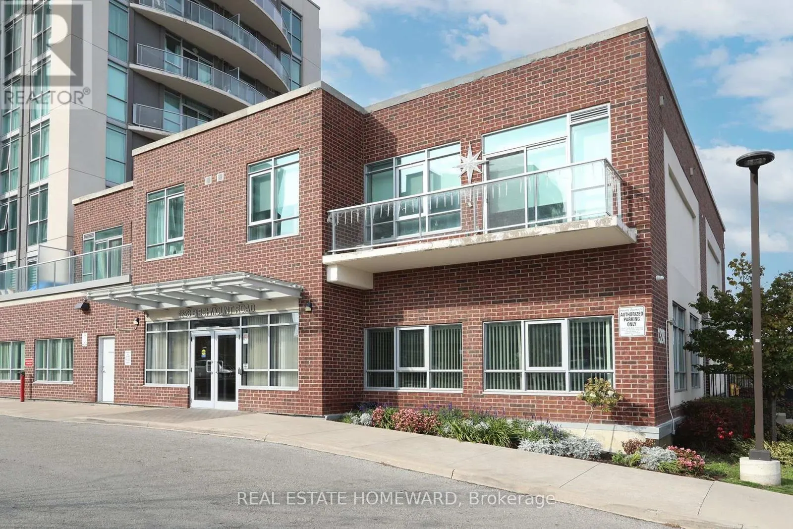 1701 - 1328 BIRCHMOUNT ROAD