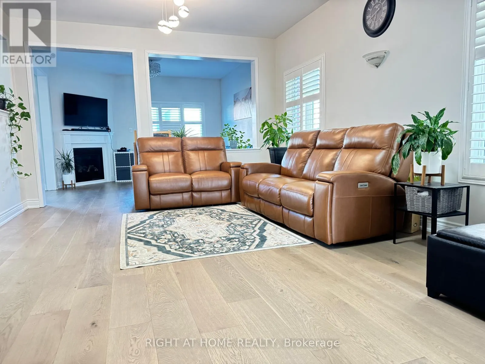1947 ARBORWOOD DRIVE