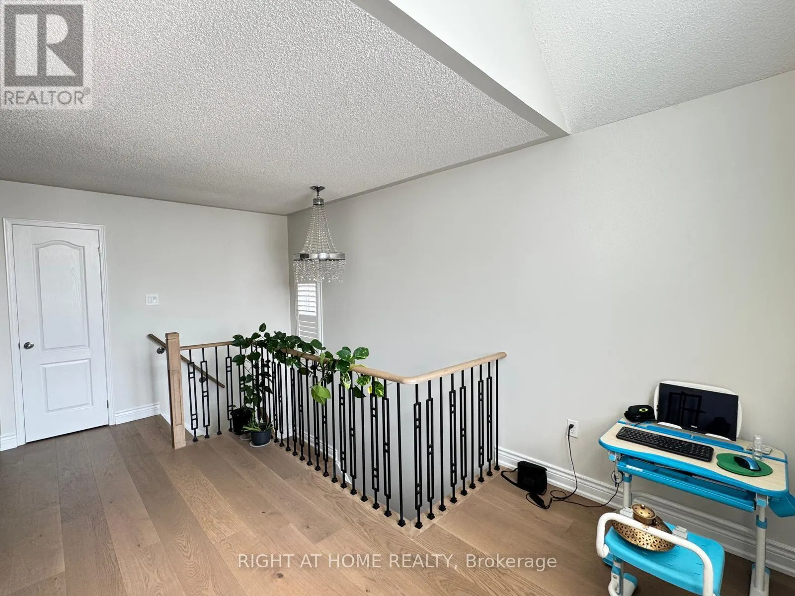 1947 ARBORWOOD DRIVE